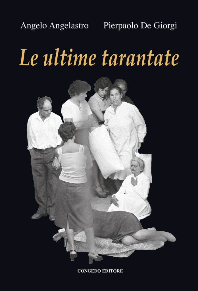 Le ultime tarantate - Nel libro un inedito reportage sul fenomeno del tarantismo, ritratto nella fase terminale della sua lunghissima storia. E’ il 29 giugno del 1978. A Galatina, nel Salento, le donne morse dalla mitica taranta raggiungono la Cappella di San Paolo per l’ultimo passaggio del rito di guarigione.