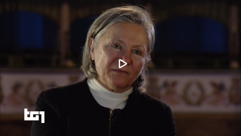 Mariangela Gualtieri, paladina della parola - Tg1 Persone - 26 gennaio 2019